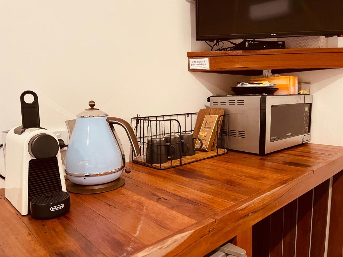 Grape Juice Retreat Rustic Romantic Gateway 5Mins To Beaches & Town Margaret River Ngoại thất bức ảnh