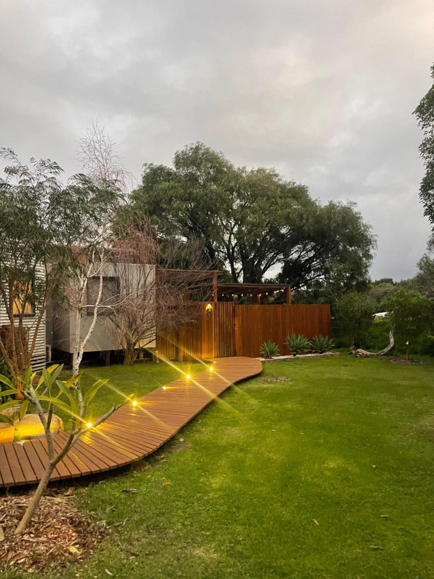 Grape Juice Retreat Rustic Romantic Gateway 5Mins To Beaches & Town Margaret River Ngoại thất bức ảnh